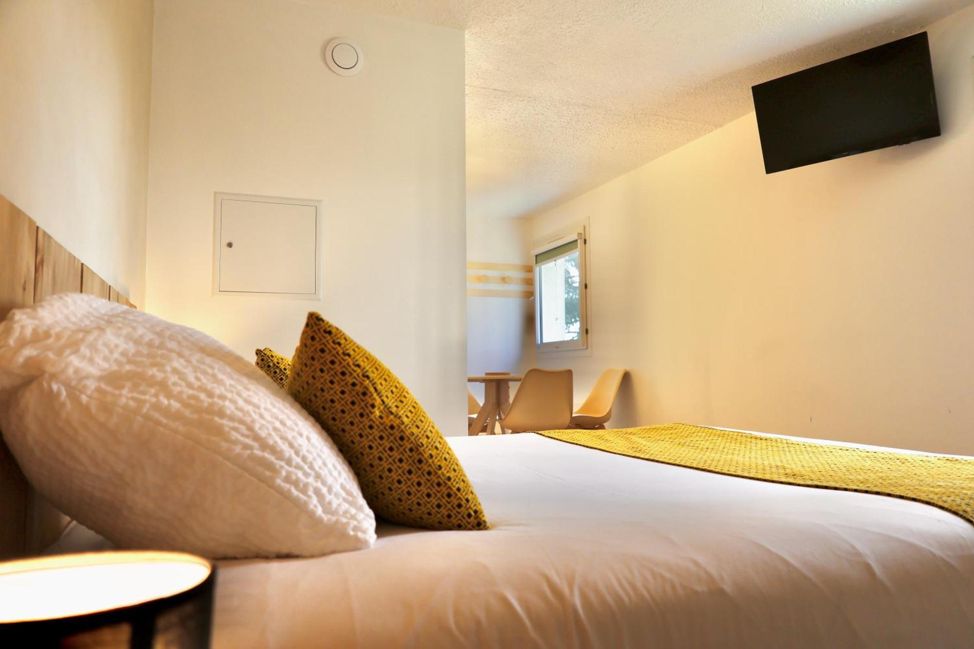 Cit'Hotel Design Booking Evry Saint-Germain-Les-Corbeil Senart Exterior foto