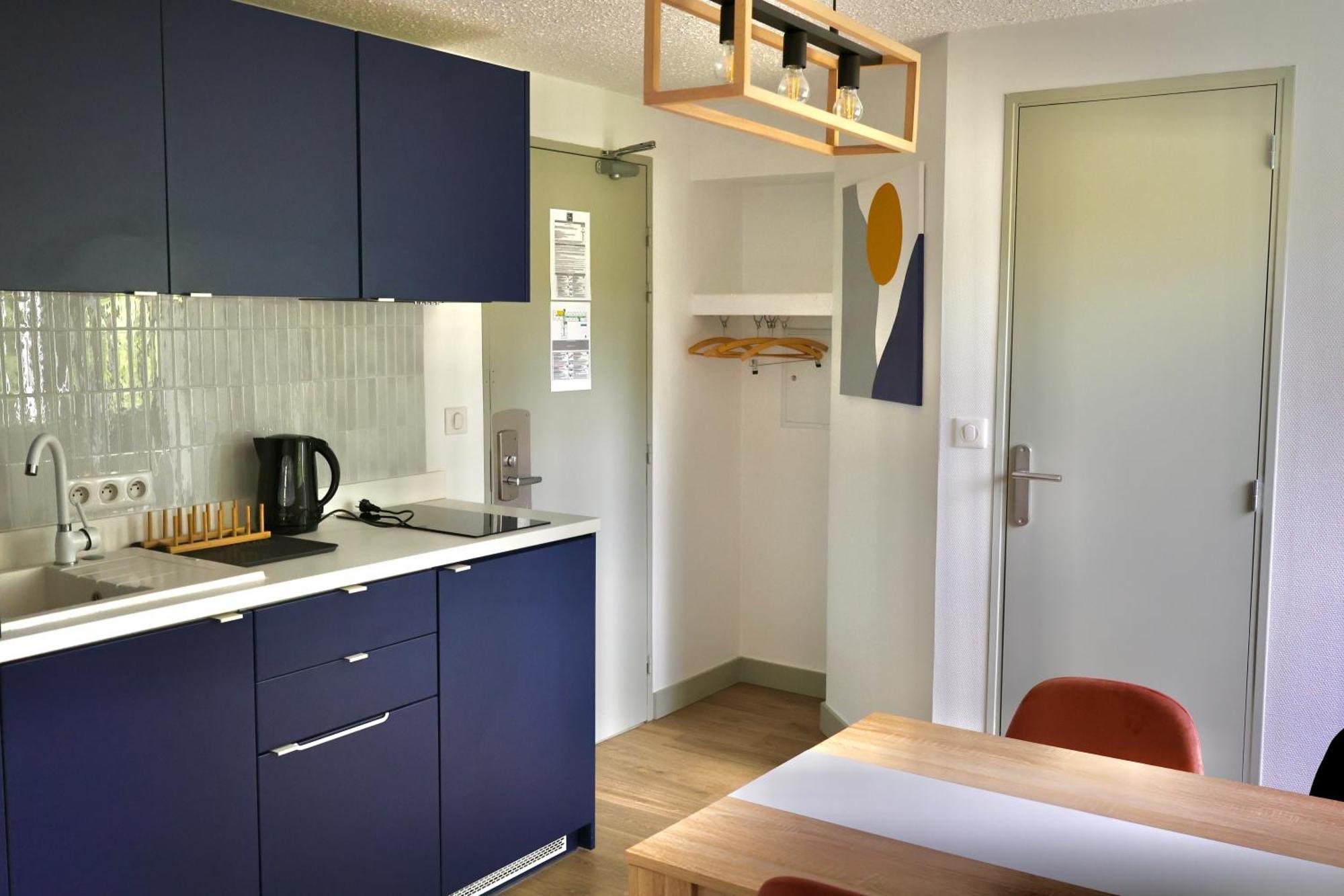 Cit'Hotel Design Booking Evry Saint-Germain-Les-Corbeil Senart Exterior foto